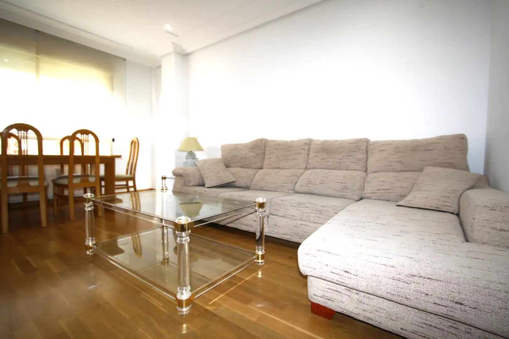 Sala de estar de Piso en venta en Albacete con Calefacción, Parquet y Amueblado