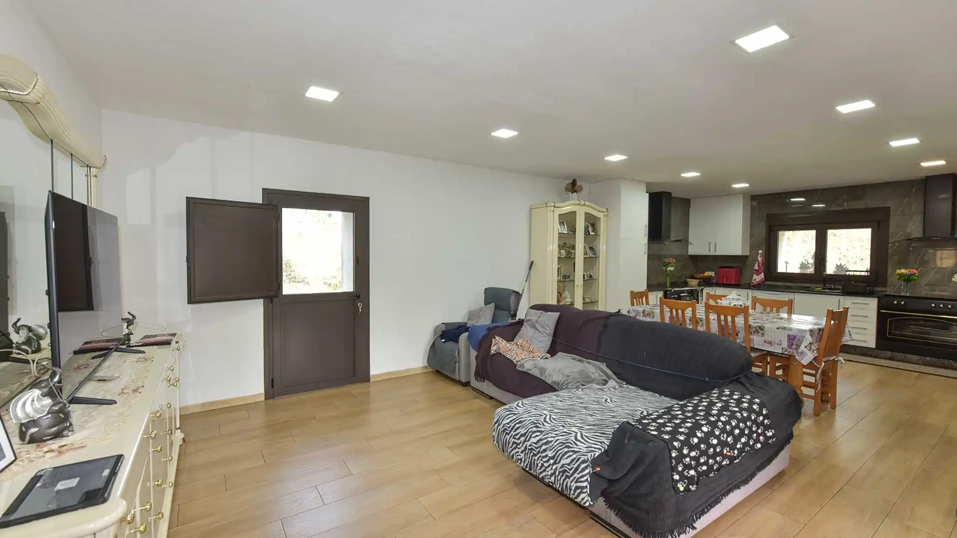 Living room of Houses for sale in Moraña  with Heating, Private garden and Parquet flooring