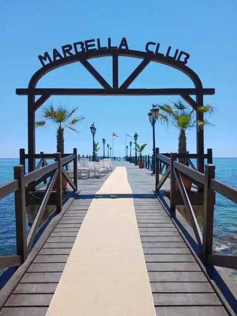 Chalet con terraza en venta en Milla de Oro, imagen 2