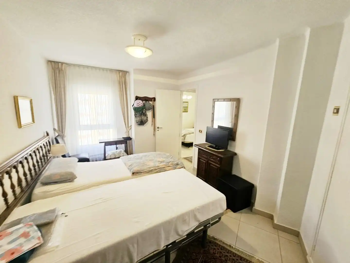 Habitación de Apartamento en venta en Torrox con Amueblado y Piscina comunitaria
