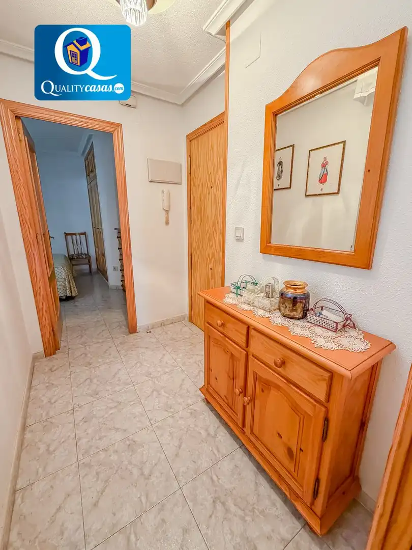 Wohnung zum Verkauf in Torrevieja mit Terrasse