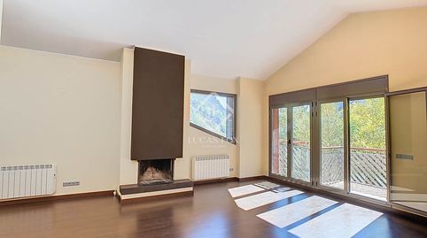 Ático de 202 m en excelentes condiciones con 4 dormitorios y 21 m de terraza en venta en Arinsal, La Massana, imatge 3
