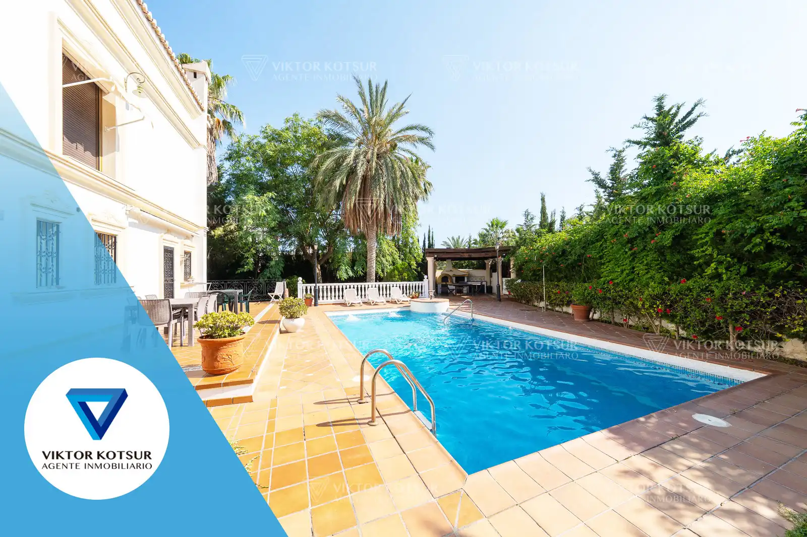 Piscina de Casa o xalet en venda en Roquetas de Mar amb Aire condicionat, Calefacció i Jardí privat