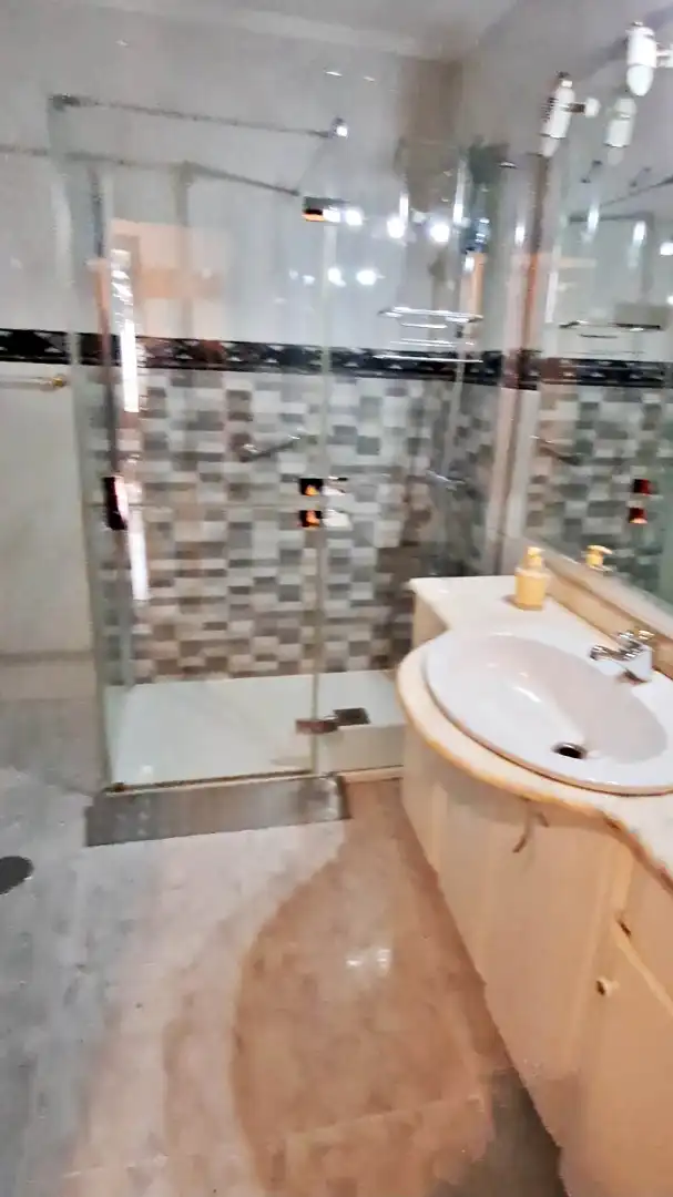 Badezimmer von Wohnung zum Verkauf in Getafe mit Privatgarten, Terrasse und Abstellraum