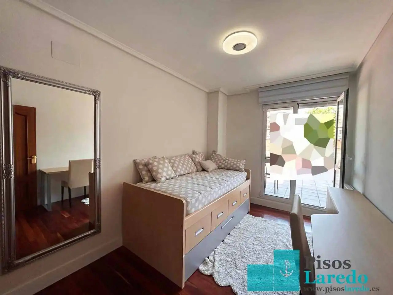 Bedroom of Flat for rent in Laredo  with Heating, Terrace and Furnished