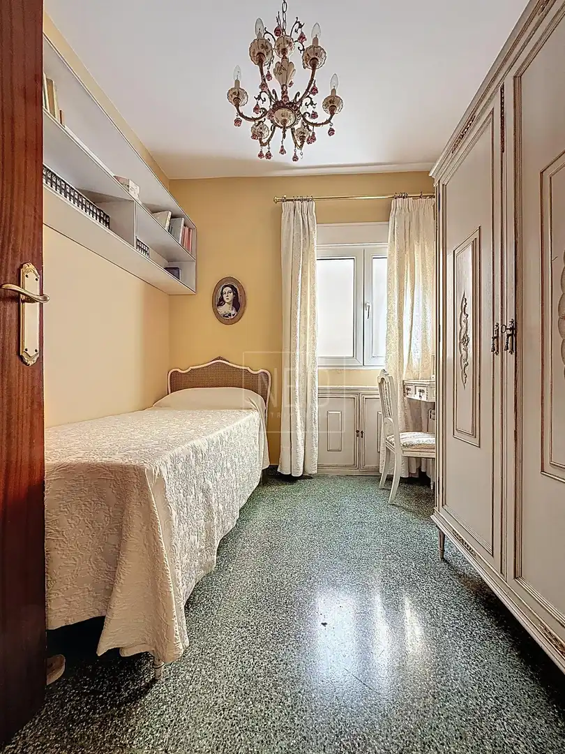 Habitación de Piso en venta en Granada con Aire acondicionado, Calefacción y Parquet