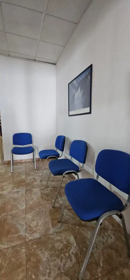 Local comercial en alquiler en Avenida Primero de Mayo, imagen 9