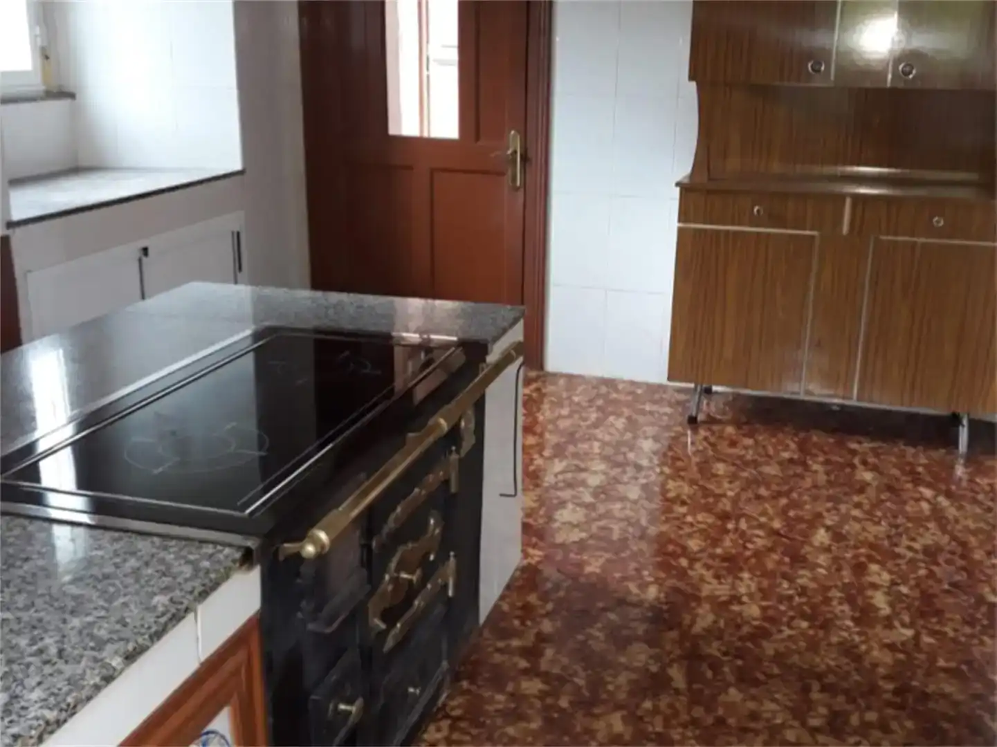 Cuina de Casa adosada en venda en Ribeira de Piquín amb Jardí privat, Parquet i Moblat