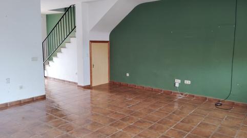 Foto 2 de Casa adosada en venta en C/ Oropesa, Torralba de Oropesa, Toledo