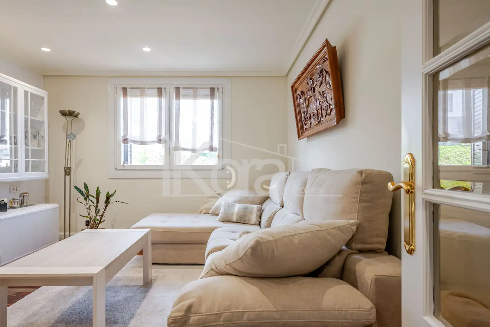 Sala d'estar de Casa o xalet en venda en Lasarte-Oria amb Calefacció, Jardí privat i Parquet