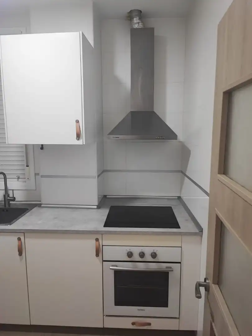 Cocina de Piso de alquiler en Melilla con Aire acondicionado y Amueblado