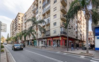 Vista exterior de Loft en venda en Motril amb Aire condicionat