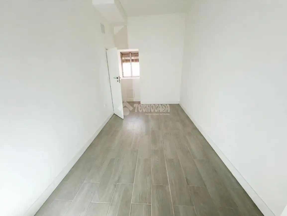 Flat for sale in Aranjuez  with Alarm