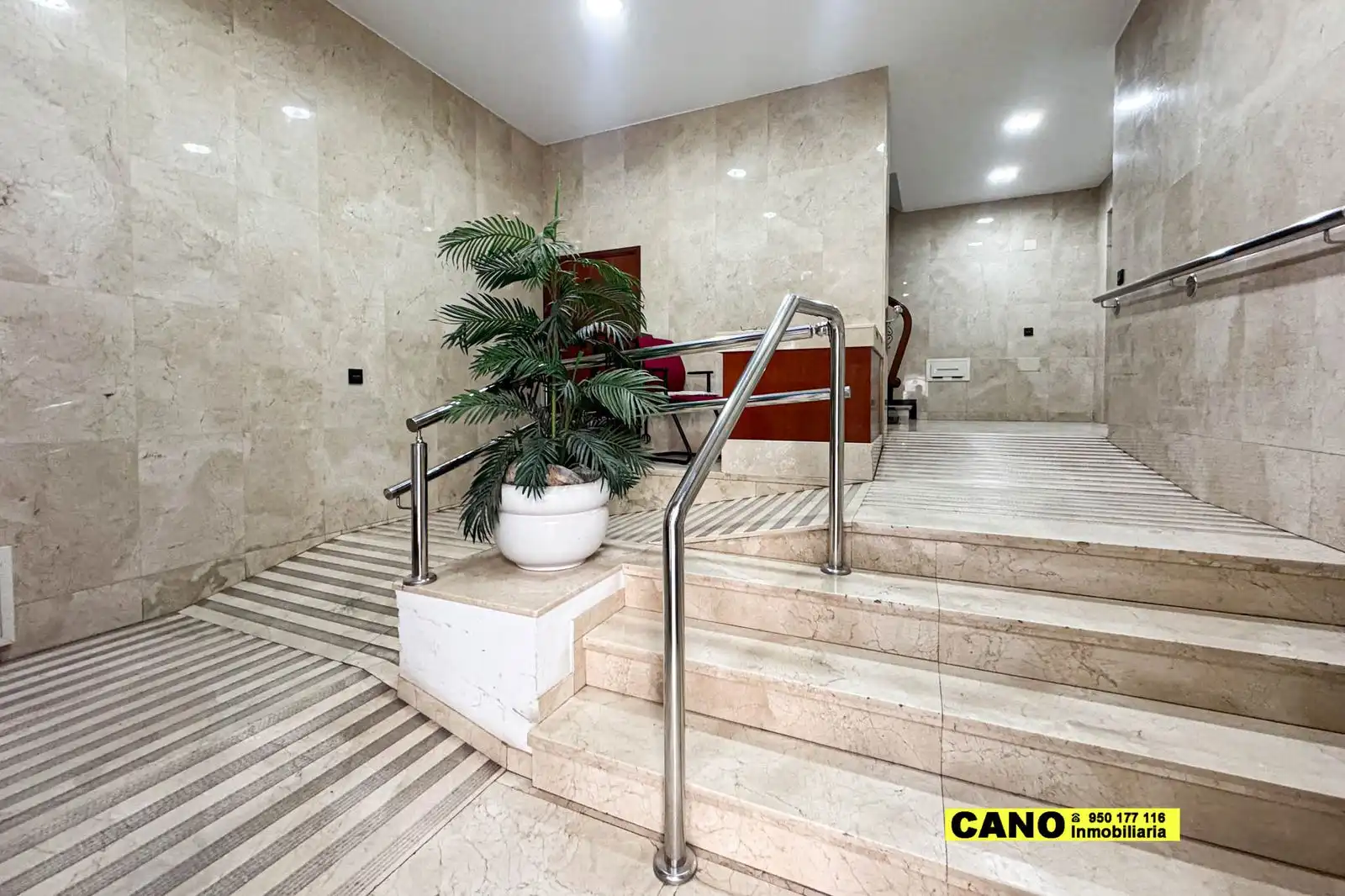 Piso en venta en Almería