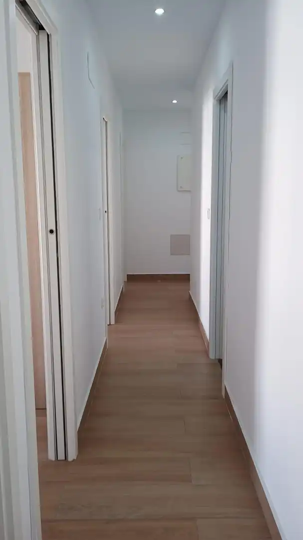 Wohnung zum Verkauf in Elche / Elx mit Klimaanlage, Terrasse und Möbliert