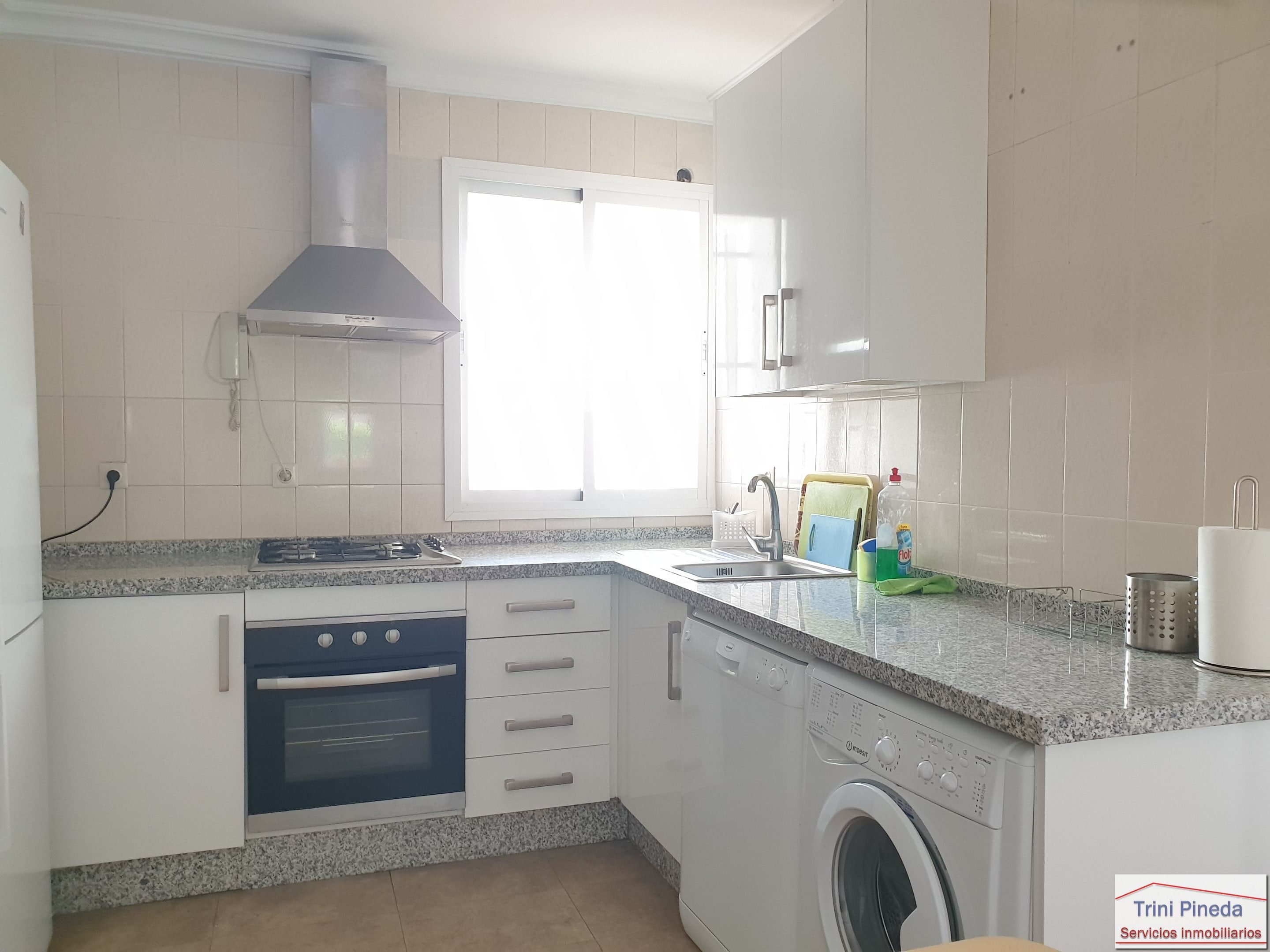 Kitchen of Flat to rent in  Sevilla Capital  with Air Conditioner, Terrace and Balcony
