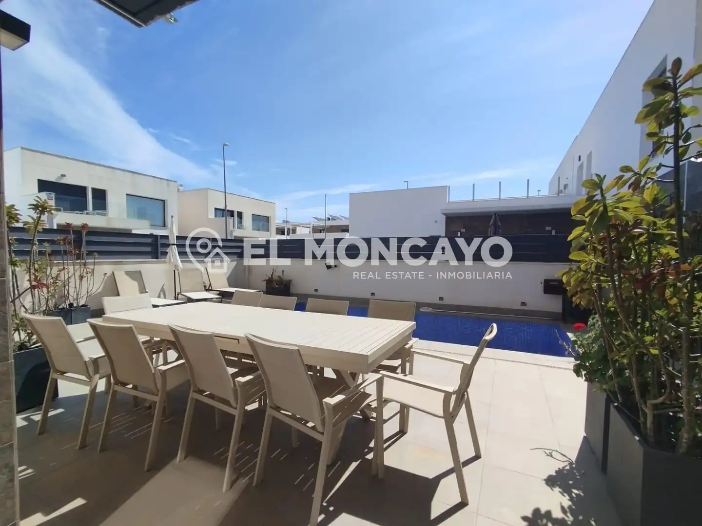 Terrace of Detached homes for rent in Daya Vieja  with Air Conditioner, Parquet flooring and Terrace