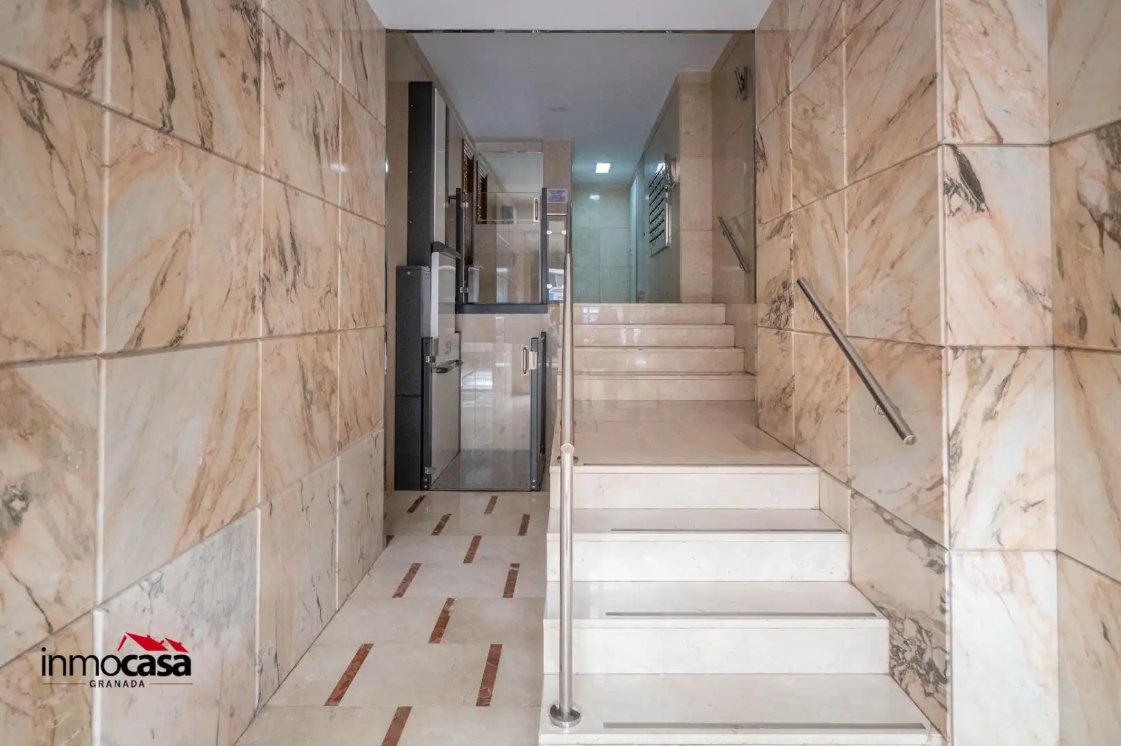 Flat for sale in Granada  with Air Conditioner, Heating and Balcony