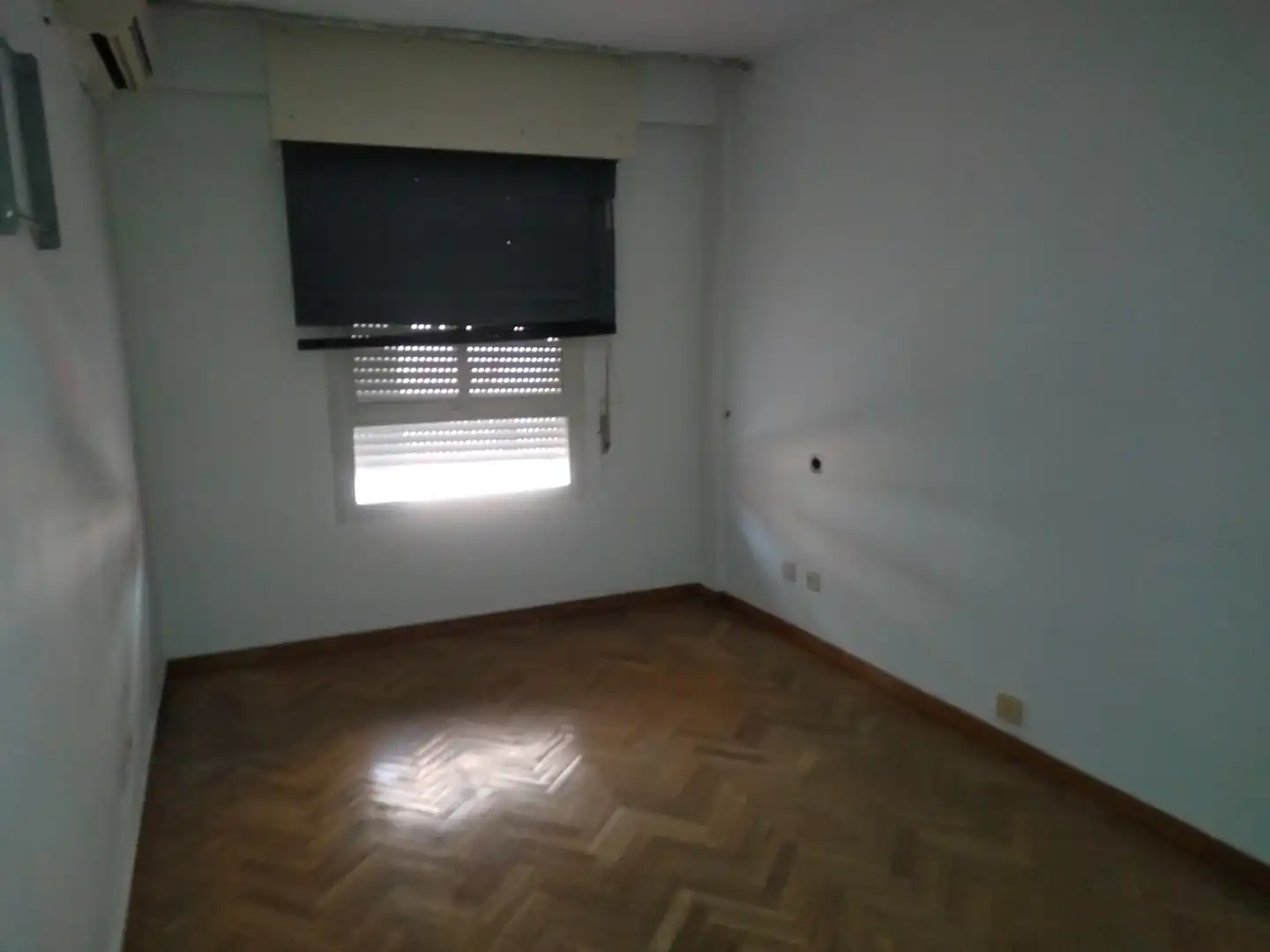 Bedroom of Flat for sale in Madrid  with Air Conditioner and Heating
