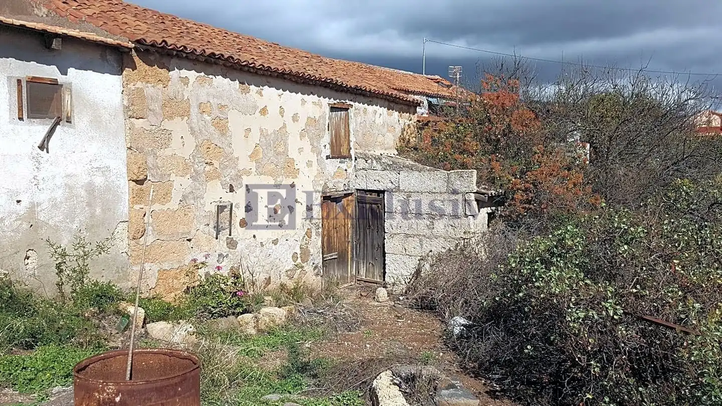 Country homes for sale in Granadilla de Abona  with Private garden