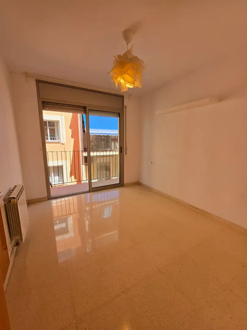Habitación de Piso en venta en Tarragona con Aire acondicionado, Calefacción y Terraza