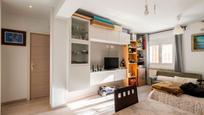 Living room of Flat for sale in  Madrid Capital  with Heating