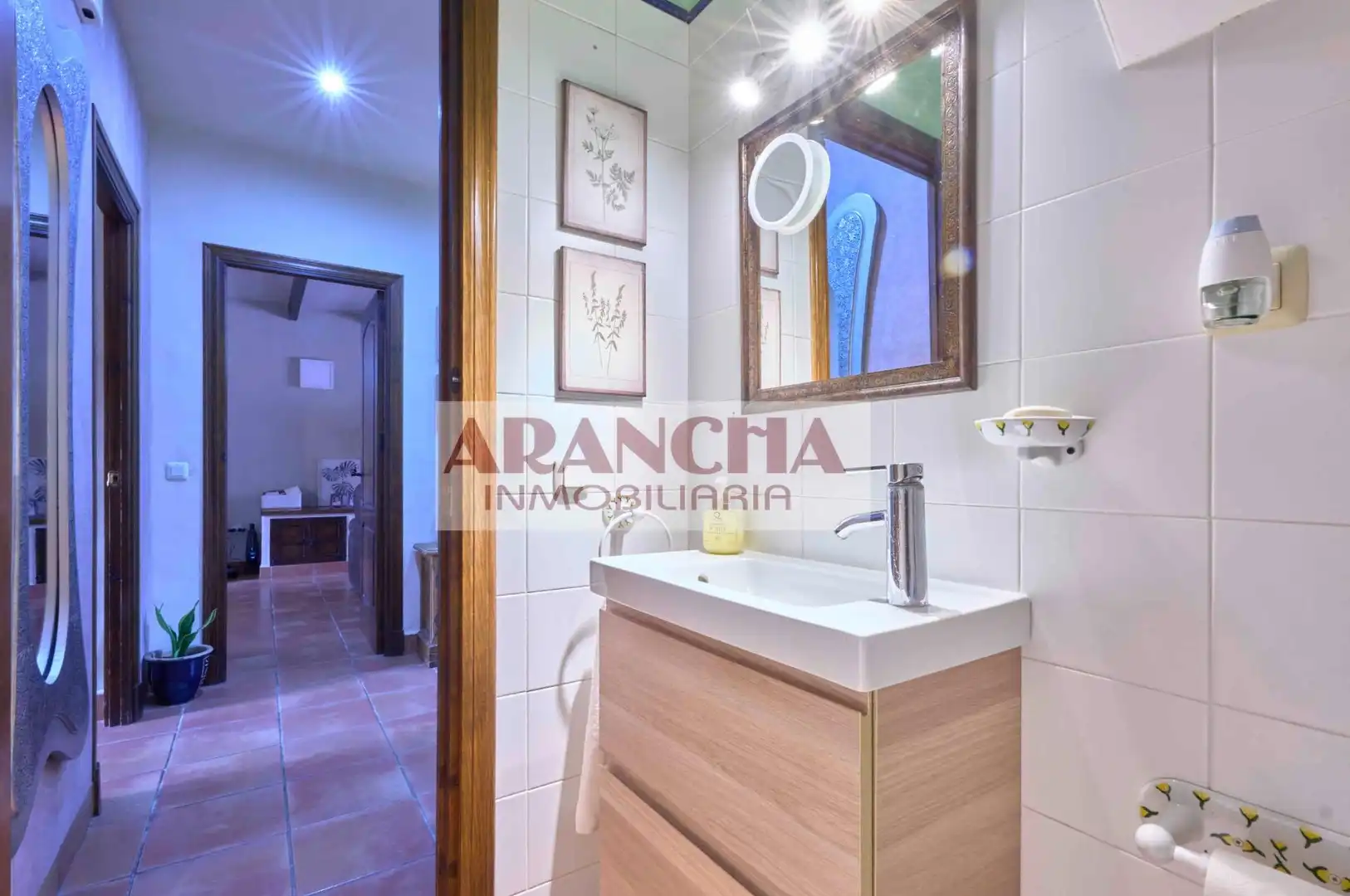 Bathroom of Houses for sale in Chipiona  with Air Conditioner, Terrace and Storage room