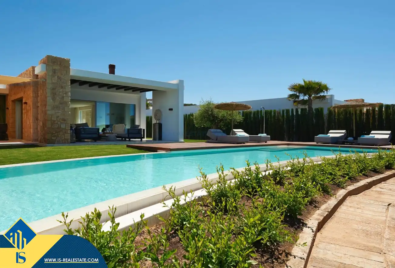 Piscina de Casa o xalet en venda en Sant Josep de sa Talaia amb Aire condicionat, Calefacció i Jardí privat