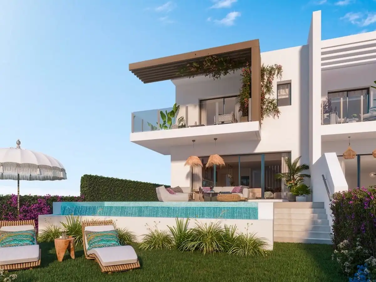 Casa amb jardí en venda a Las Lagunas