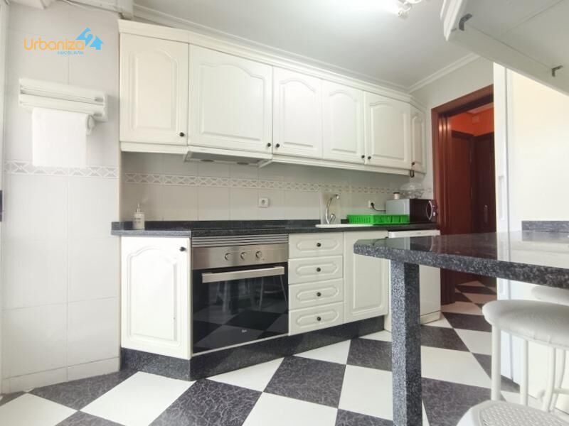 Cocina de Piso de alquiler en Badajoz Capital con Aire acondicionado y Amueblado