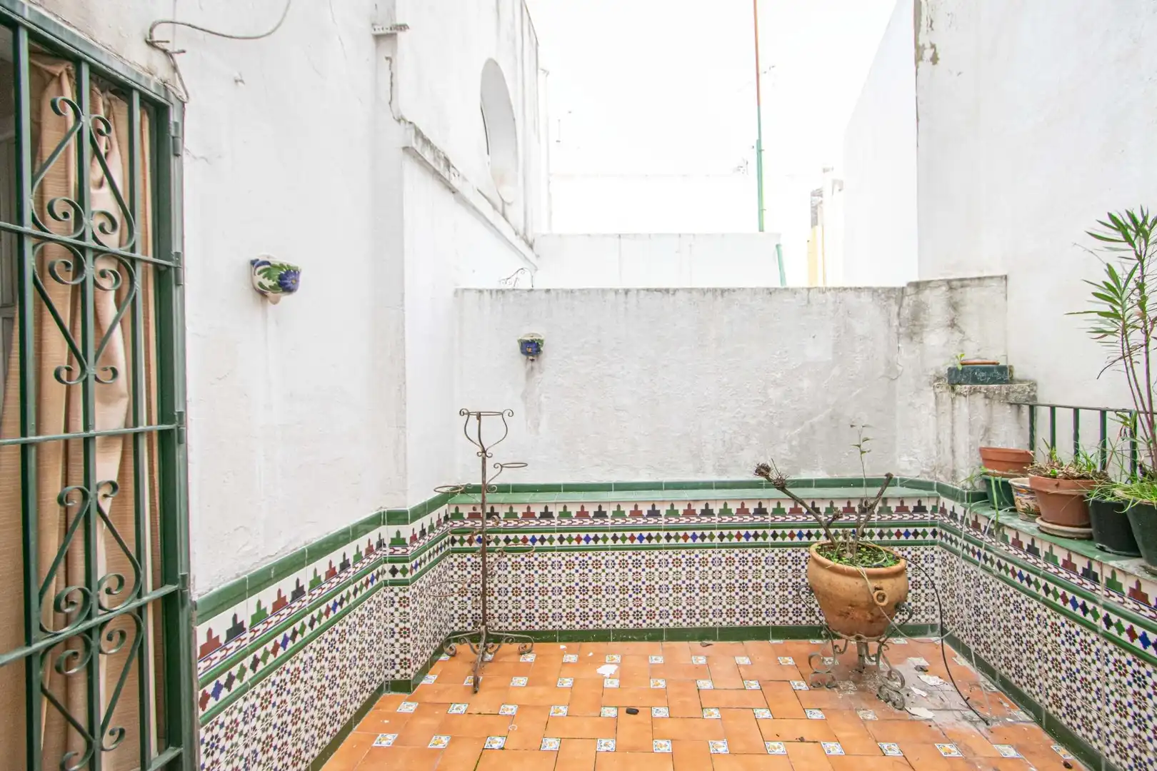 Terrace of Houses for sale in Sevilla  with Balcony