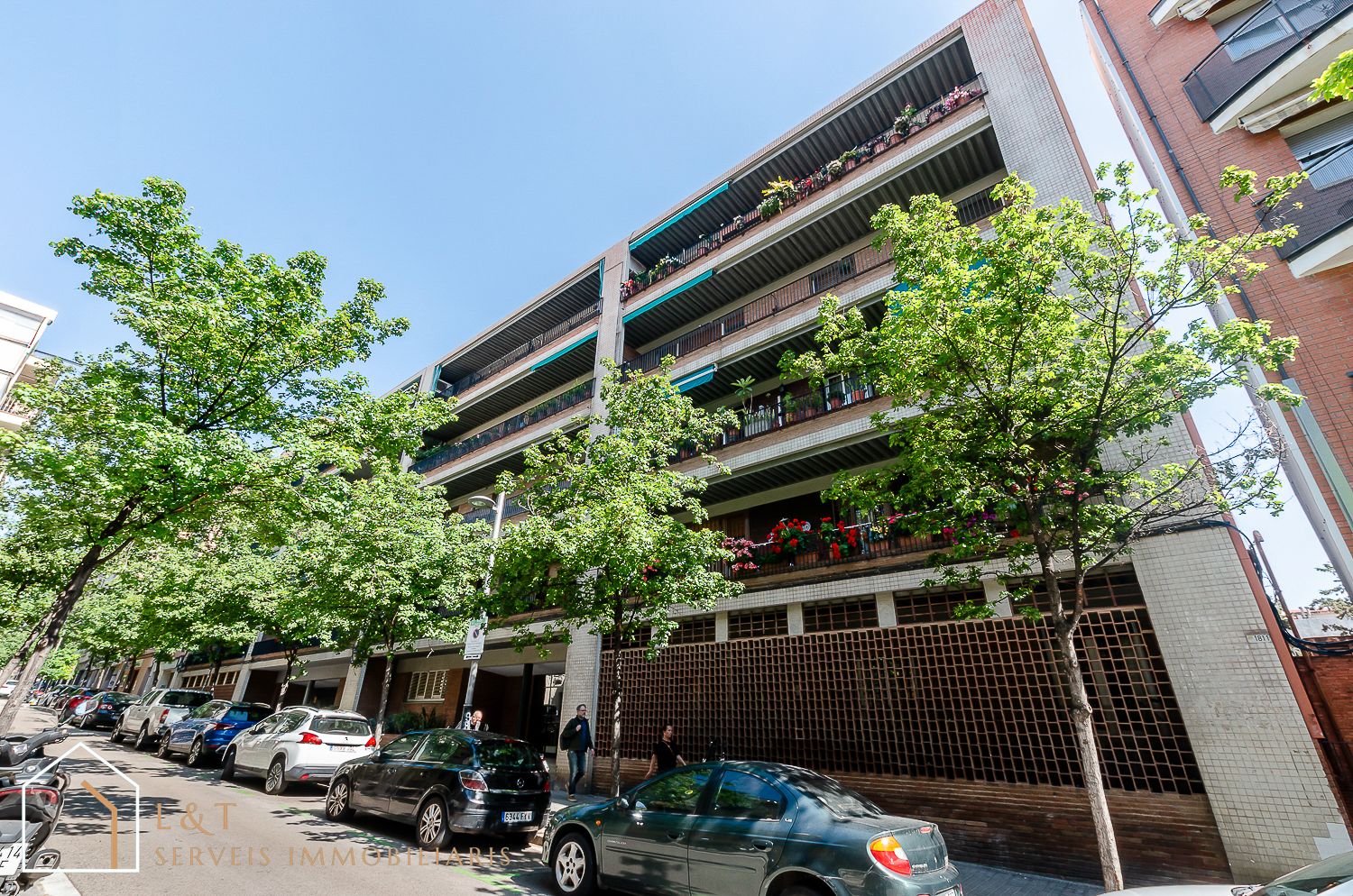 Vista exterior de Planta baixa en venda en  Barcelona Capital amb Calefacció, Parquet i Terrassa