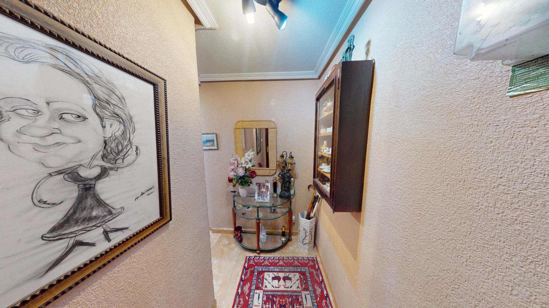 Piso en venta en Alicante / Alacant con Amueblado y Balcón