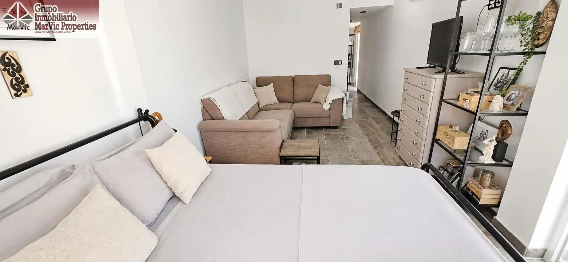 Living room of Study for sale in Benidorm  with Terrace, Furnished and Community pool