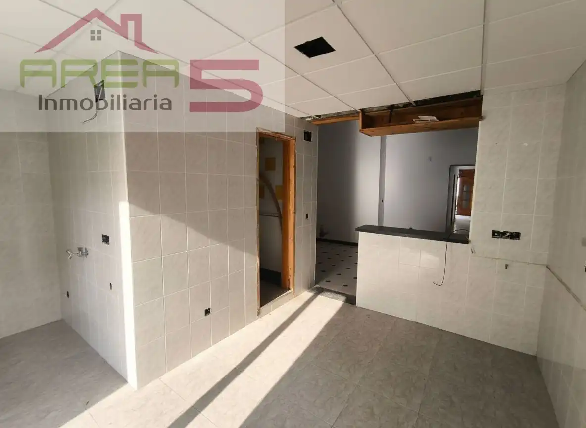 Casa adosada en venta en Santa Amalia con Trastero y Balcón