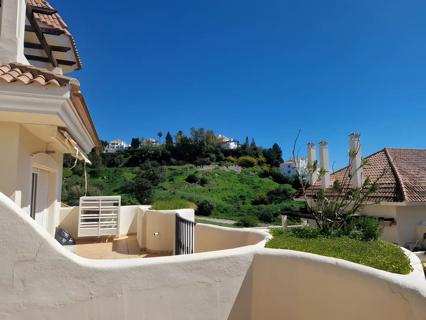 Apartament amb piscina en venda a Nueva Andalucía, imagen 4