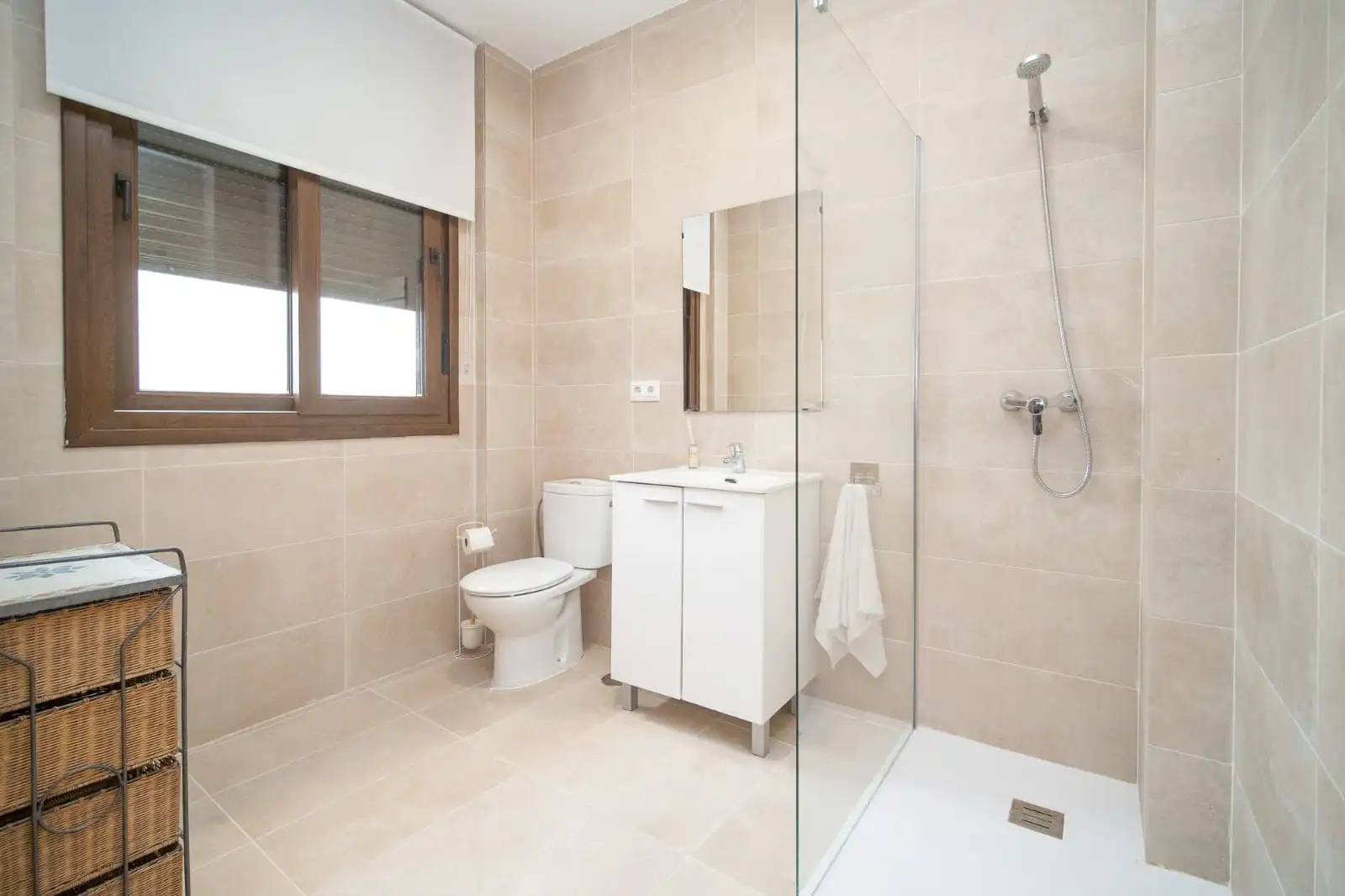 Wohnung zur Miete in Calle Banda Playa, V Centenario - Piletas - Capuchinos
