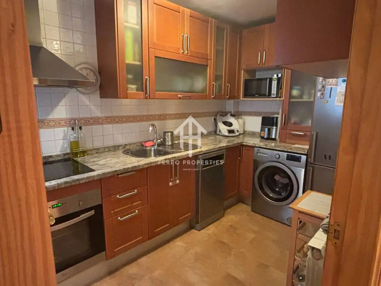Kitchen of Flat for sale in Atarfe  with Air Conditioner, Heating and Storage room