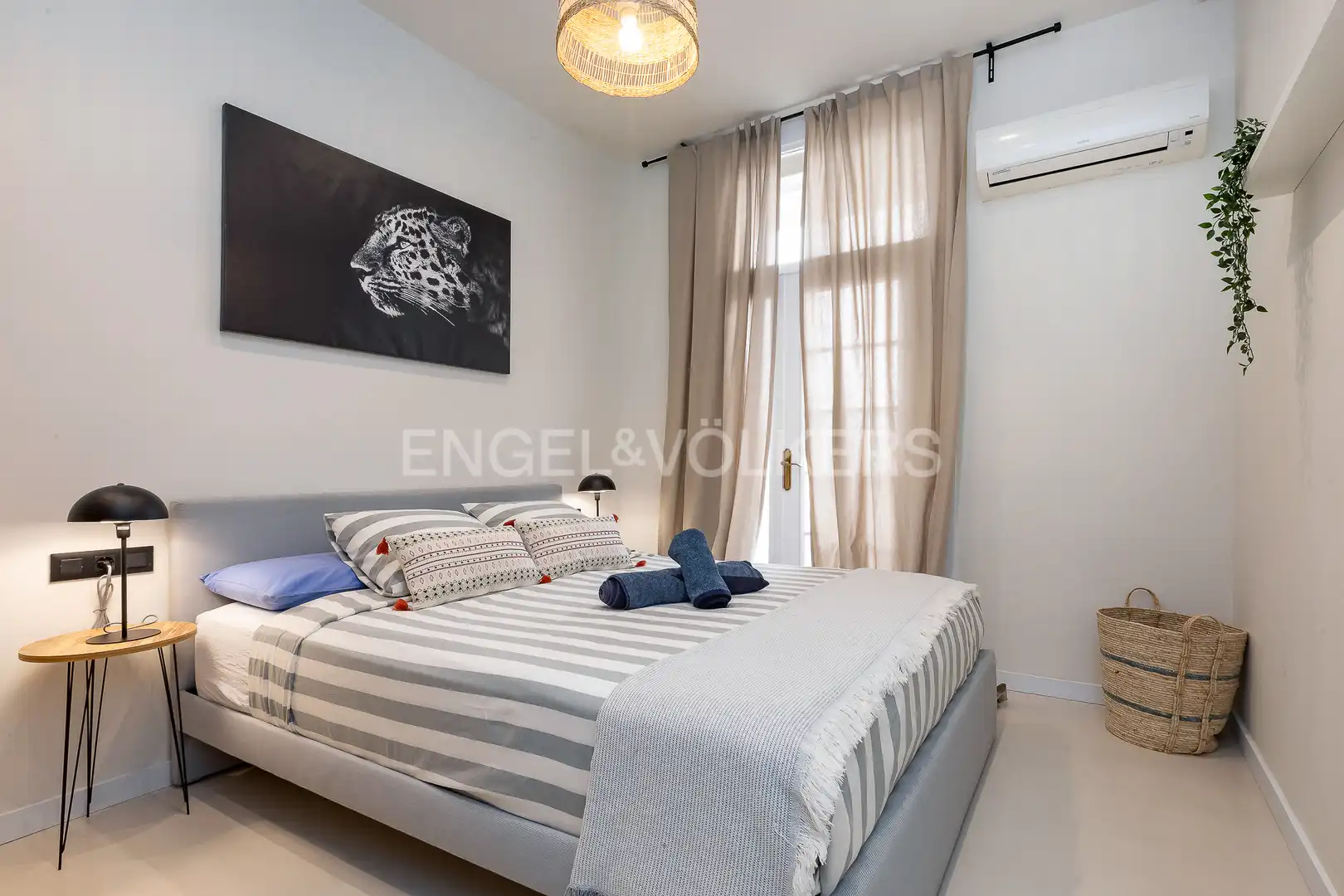 Habitación de Piso en venta en Barcelona con Aire acondicionado, Calefacción y Balcón