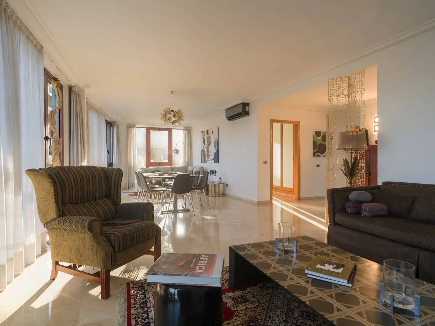 Sala d'estar de Pis en venda en Las Palmas de Gran Canaria amb Aire condicionat
