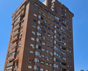 Exterior view of Attic for sale in  Madrid Capital  with Air Conditioner and Terrace