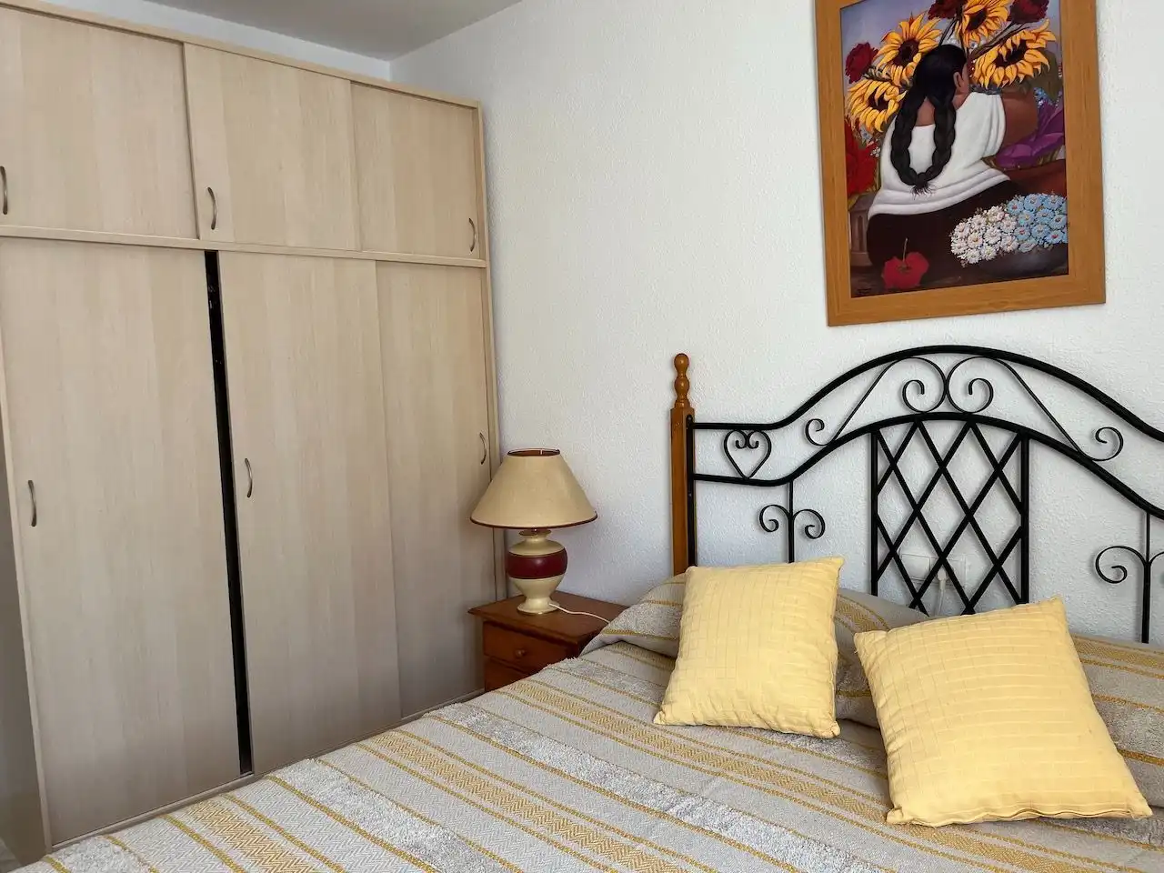 Habitación de Ático de alquiler en Vélez-Málaga con Aire acondicionado, Calefacción y Terraza