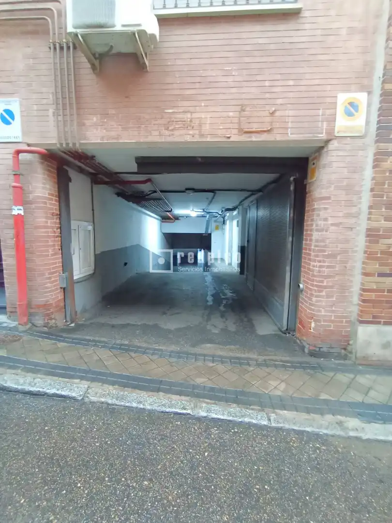 Aparcament de Garatge en venda en Madrid