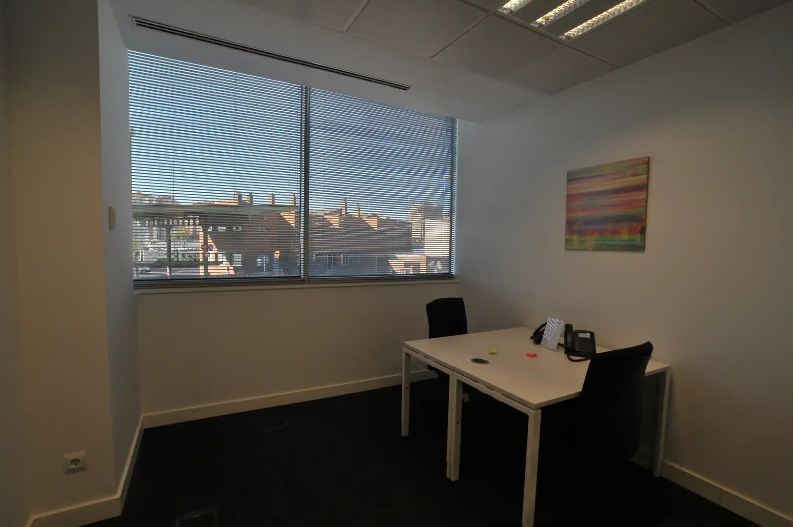 Büro zur Miete in Madrid mit Klimaanlage, Heizung und Möbliert