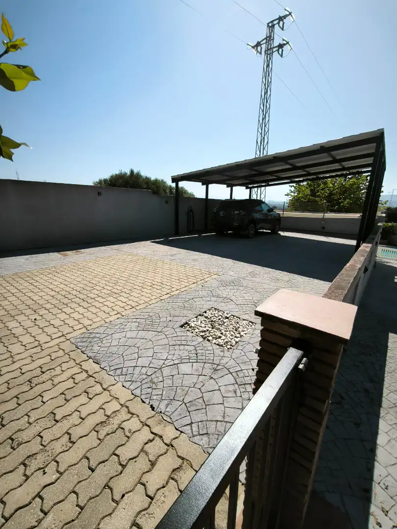 Terrasse von Haus oder Chalet zum Verkauf in San Roque mit Klimaanlage, Terrasse und Schwimmbad