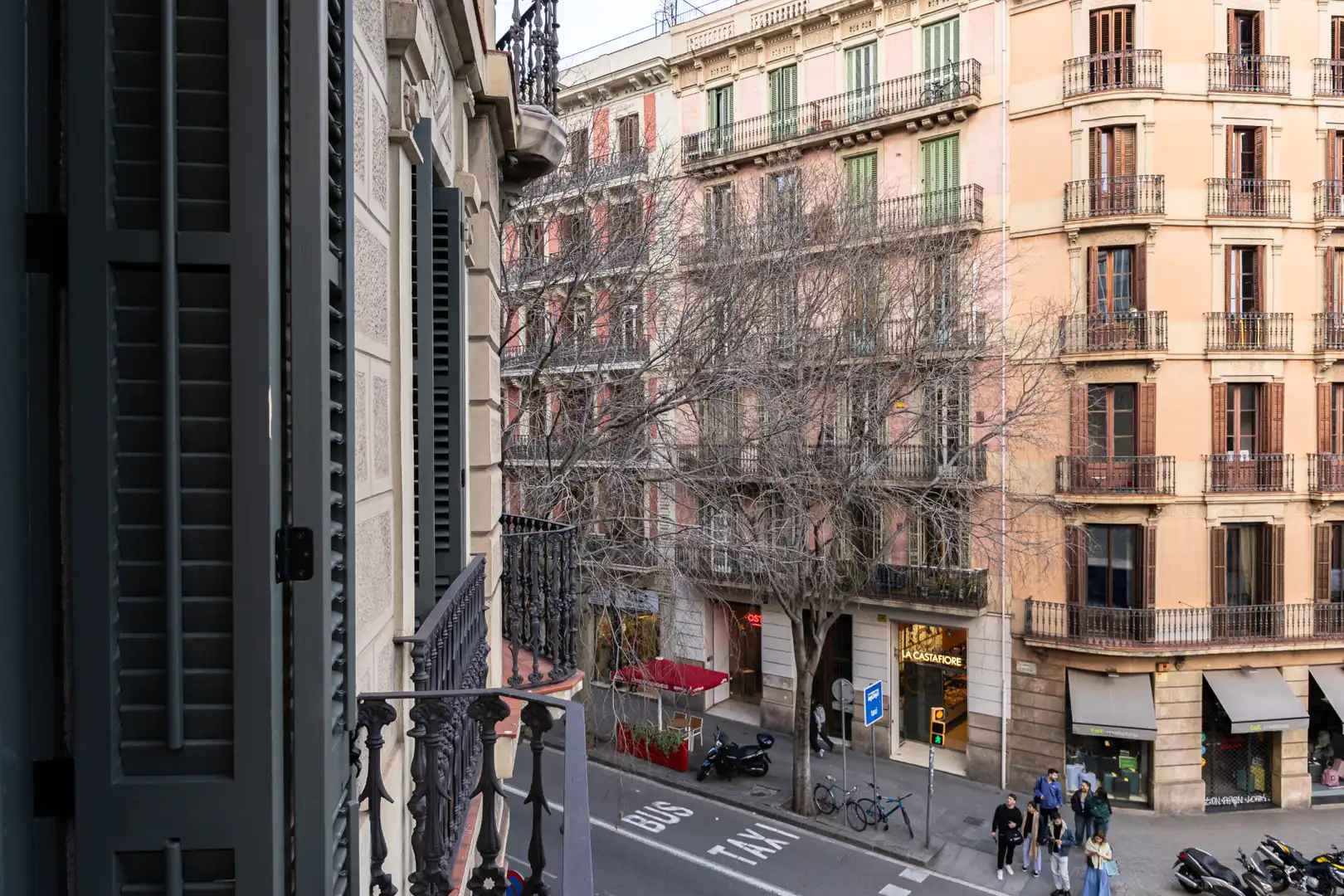 Vista exterior de Pis en venda en Barcelona amb Aire condicionat, Calefacció i Parquet