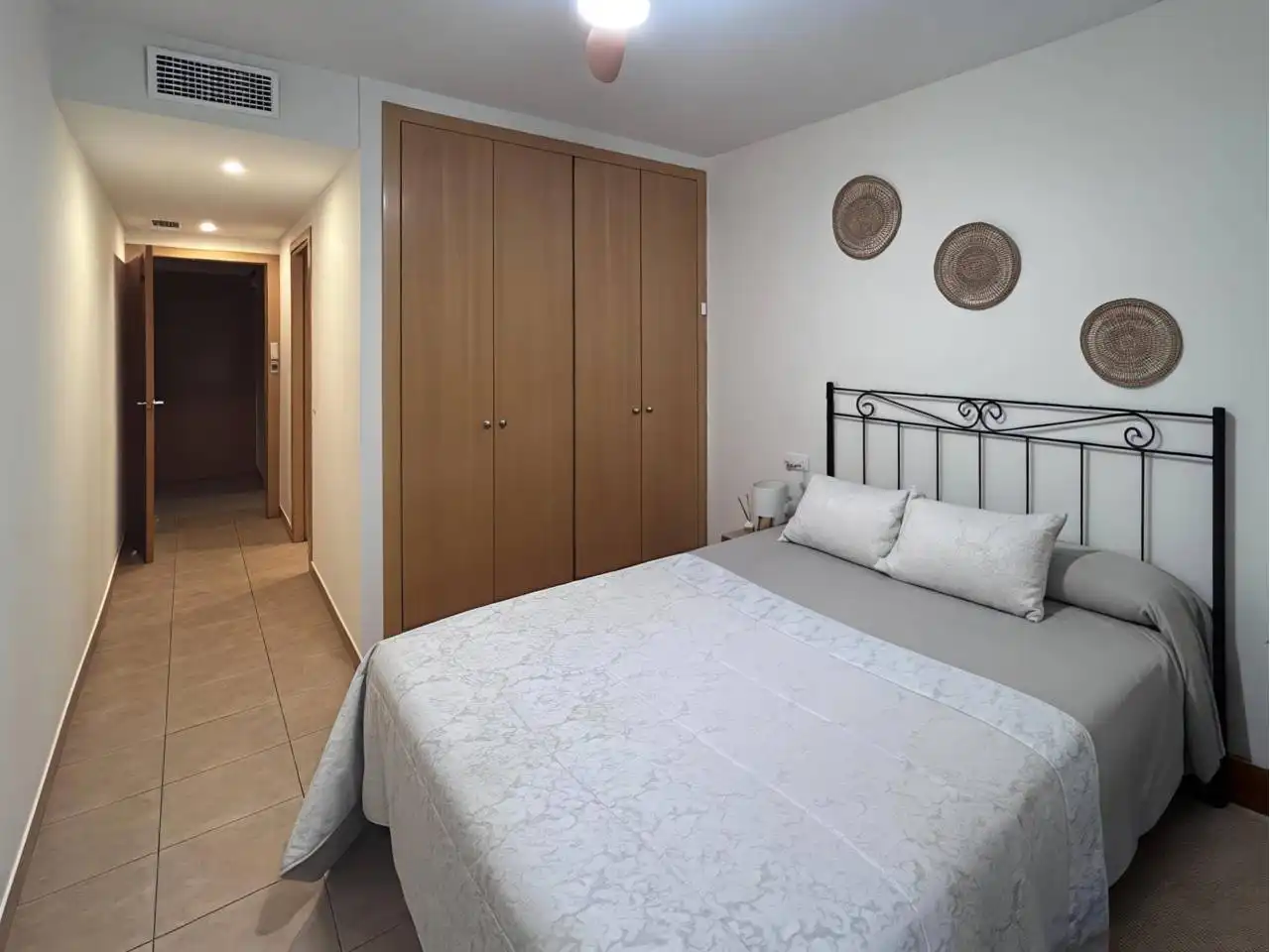 Schlafzimmer von Wohnung zur Miete in San Jorge / Sant Jordi mit Klimaanlage, Heizung und Terrasse