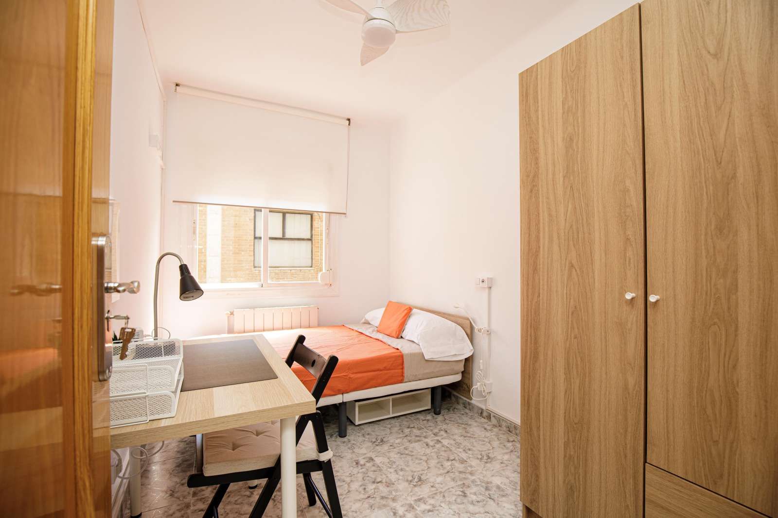 Bedroom of Flat to share in Santa Coloma de Gramenet  with Air Conditioner and Terrace
