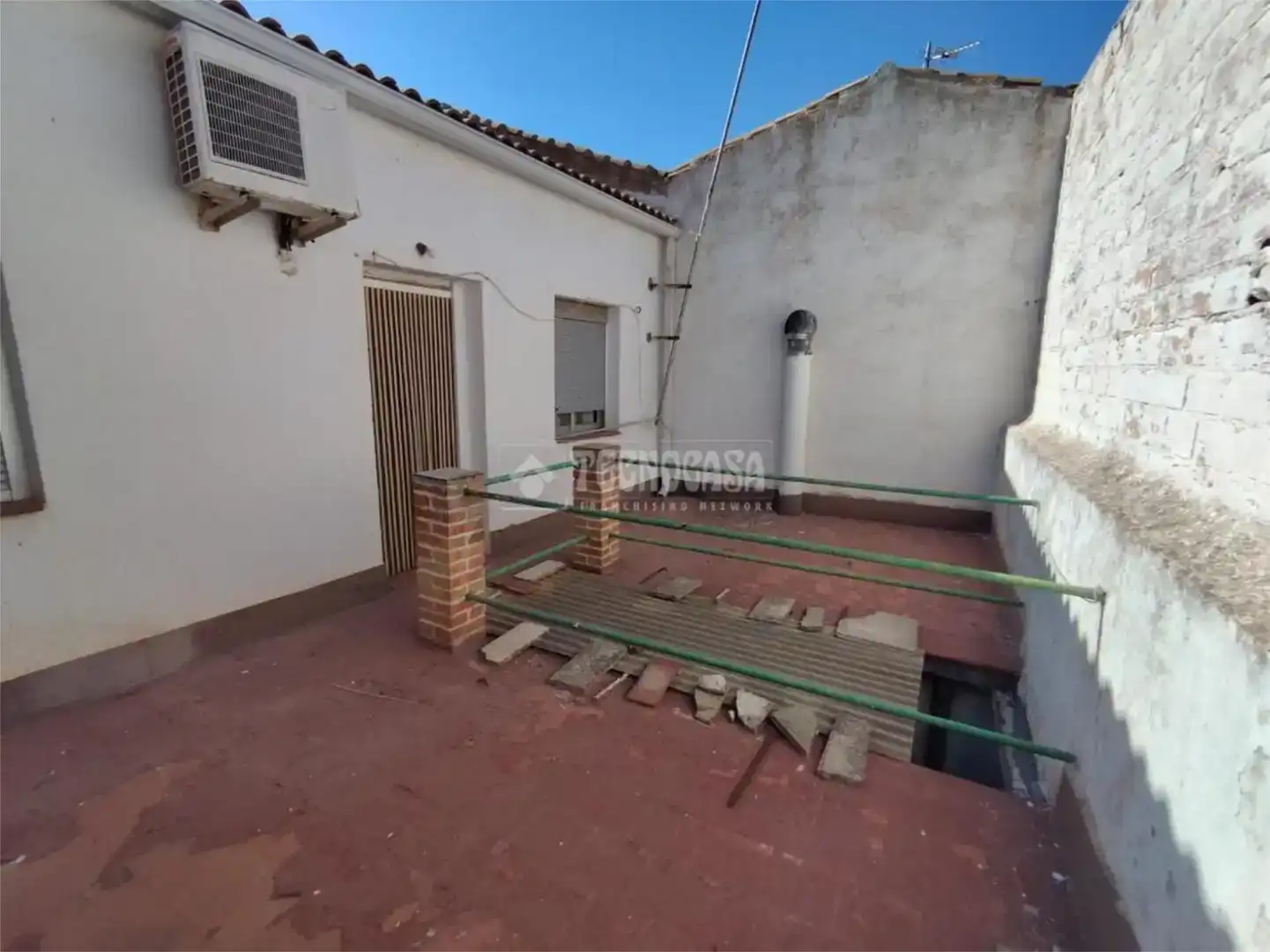 Casa adosada en venda a Calle Federico Garcia Lorca, 18, Torreblascopedro