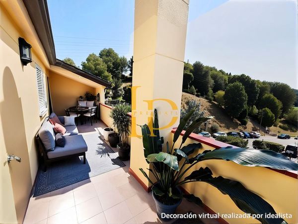 Terrassa de Dúplex en venda en Rubí amb Aire condicionat, Calefacció i Parquet